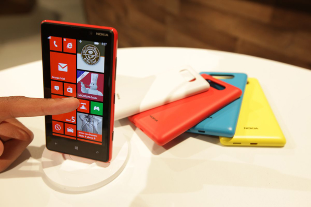 Nokia Lumia 820