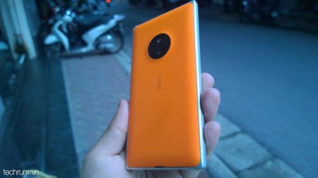 Новые фото-утечки смартфона Nokia Lumia 830