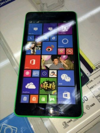 В Сети появились первые фотографии смартфона Microsoft Lumia 535