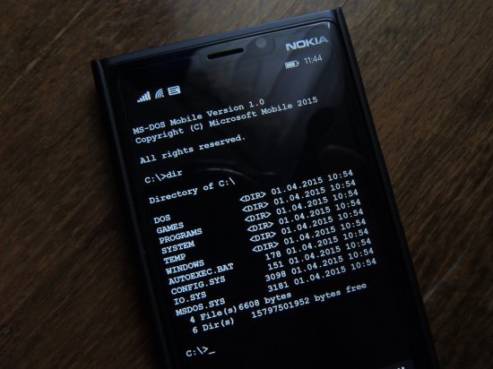 MS-DOS Mobile для Windows Phone-смартфонов