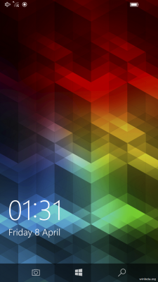 В Windows 10 Mobile Redstone появится кнопка для запуска камеры с экрана блокировки